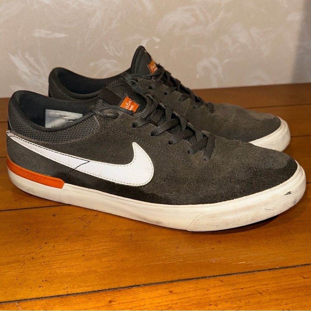 NIKE SB KOSTON HYPERVULC SKATE SHOES